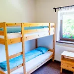 Domcek Horskej Sluzby Hostel *