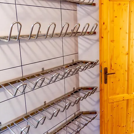 Domcek Horskej Sluzby Vandrarhem