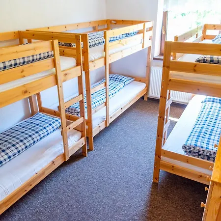 Domcek Horskej Sluzby * Vyšná Boca