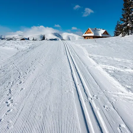 Domcek Horskej Sluzby Vyšná Boca
